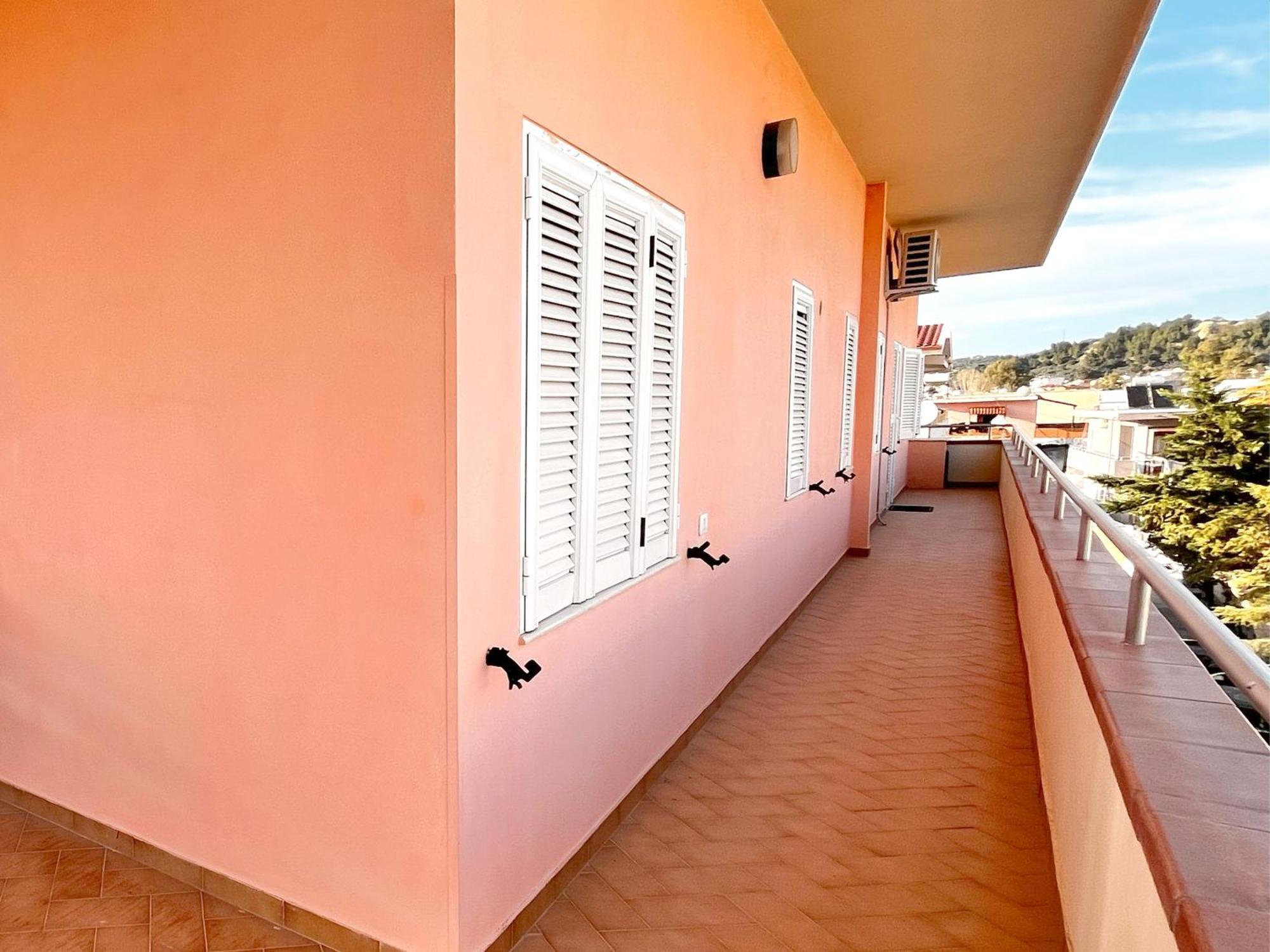 Pothos' House * Vlorë