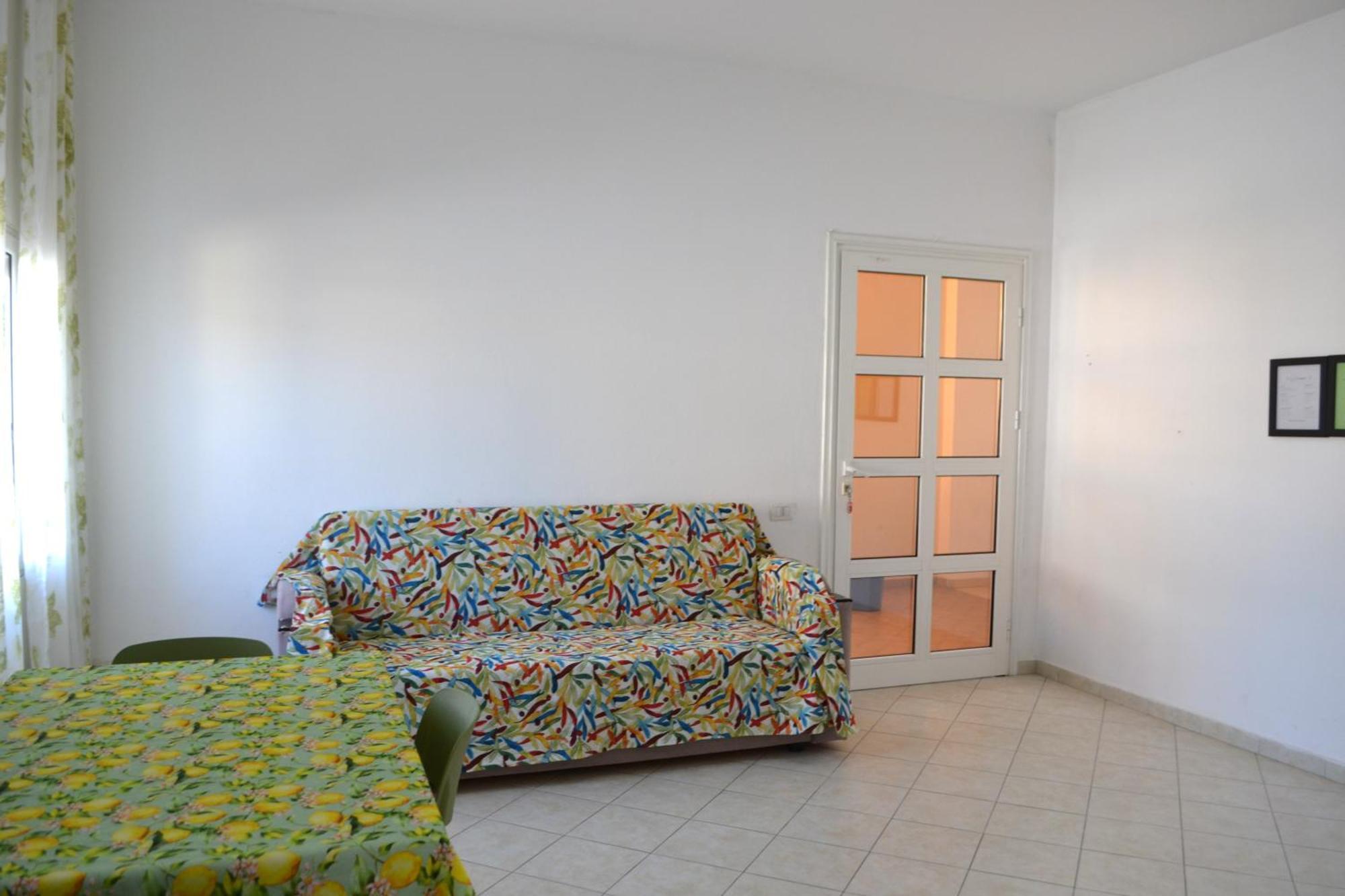 Pothos' House